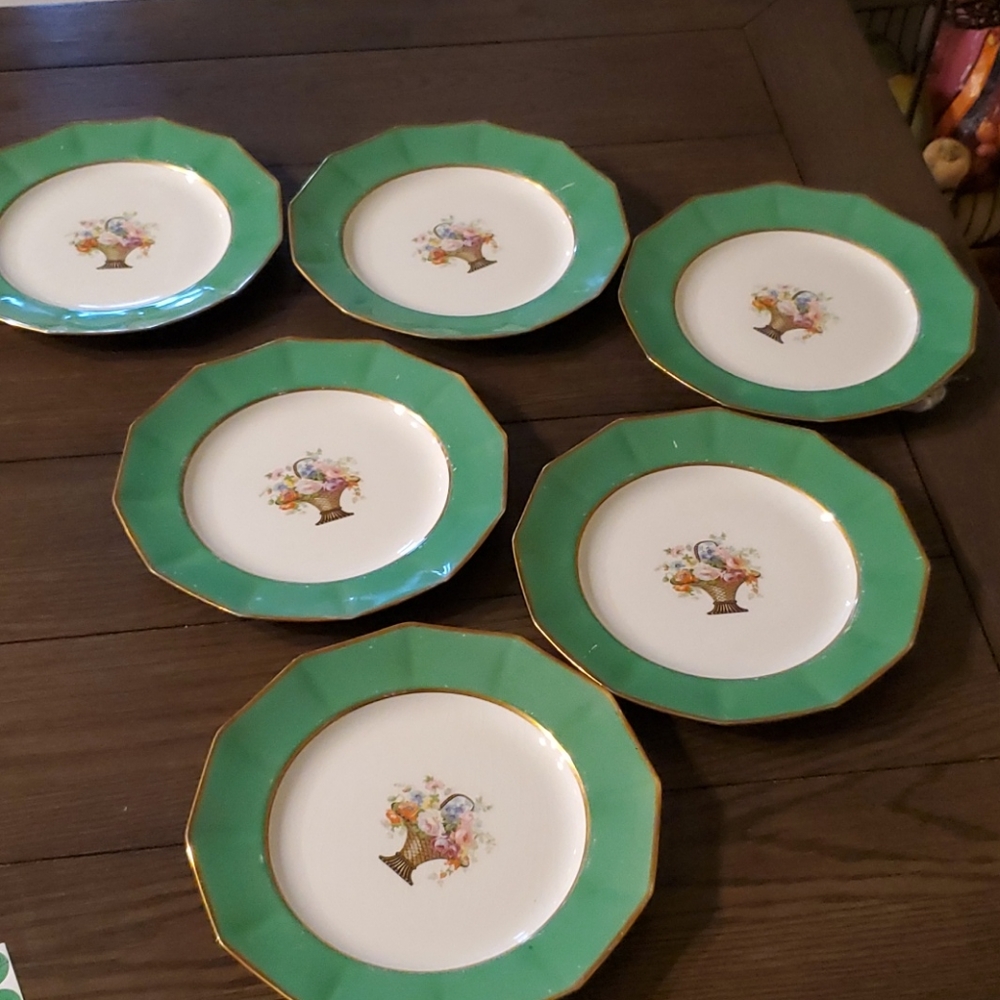 Set of 6 Johnson brothers plates